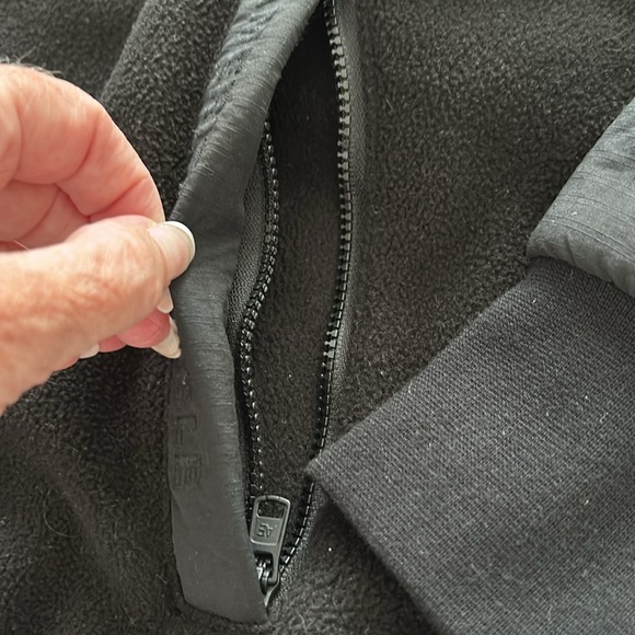 Men’s American Eagle Outfitters polar fleece hoodie jacket - Picture 8 of 9